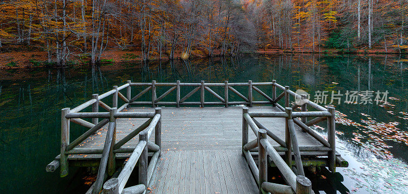 Autumn in Seven Lakes (Yedigöller) National Park